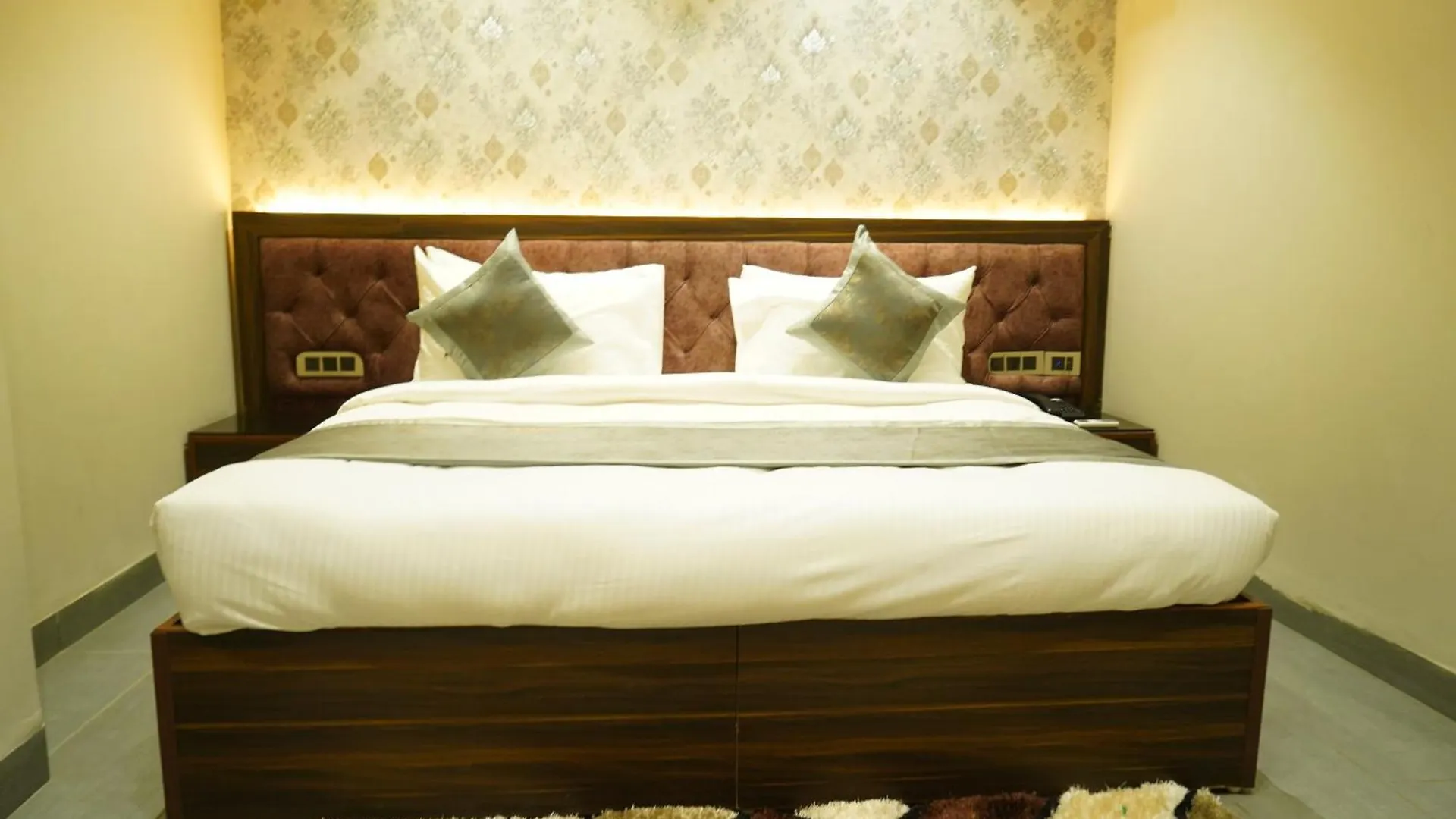 Hotel Stay Well Zirakpur Ramgarh  Ramgarh (Haryana)